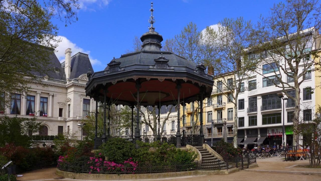 Апартаменти Kasa Confort - Le Calme Au Coeur De La Ville - Tv & Wifi Сент-Етьєн Екстер'єр фото